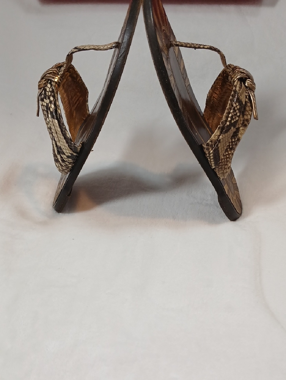 Prada Women’s Snake-Embossed Gold Accent Thong Sandals Sz 37.5 - Picture 3 of 9